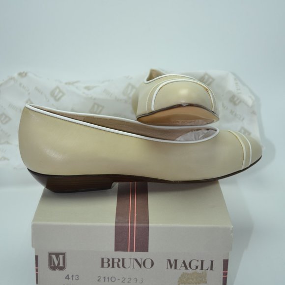 NIB  BRUNO MAGLI  TAN  & WHITE  SIZE 7 B - Picture 4 of 8
